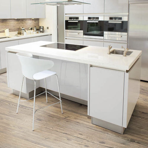 Engineered parquet floor - SUN WOOD DESIGN PARKETT - TIROL 02 - SUN WOOD by Stainer - solid / oak / herringbone