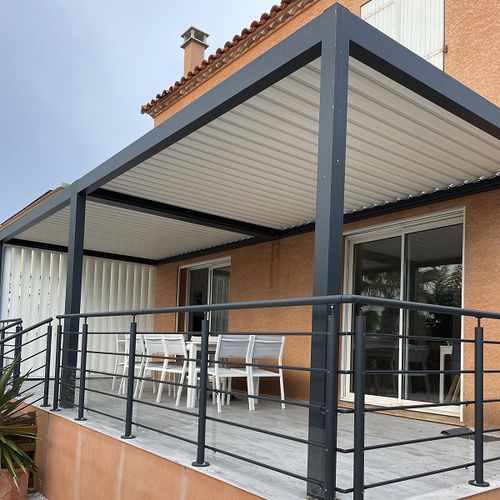 self-supporting pergola - AXIUM solutions aluminium