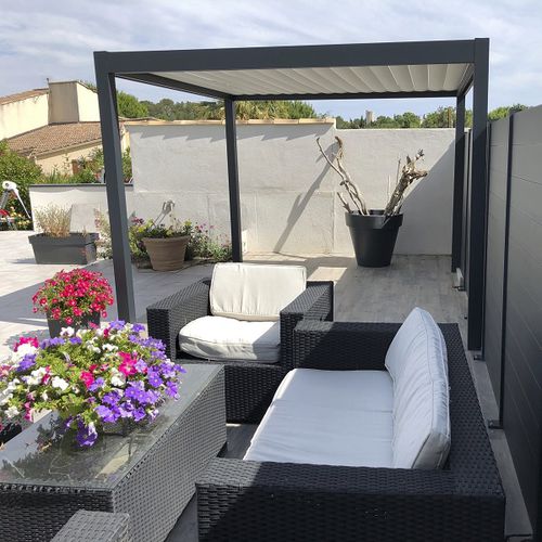 Self-supporting pergola - SPR01 3x3m - AXIUM solutions aluminium - wall-mounted / extruded aluminum / thermo-lacquered aluminum