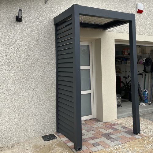 Door canopy - SPR03 - AXIUM solutions aluminium - aluminum / with aluminum covering / flat