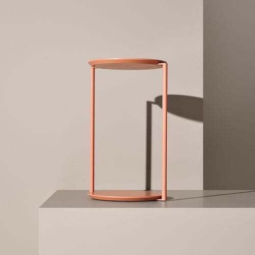 Contemporary side table - GITO - Fogia - MDF / metal base / round