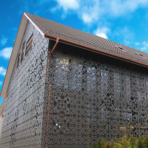 Cover decorative panel - CELLON - CHURCH RÜMLANG - Bruag Design Factory AG - wall-mounted / for exterior fittings / for facade