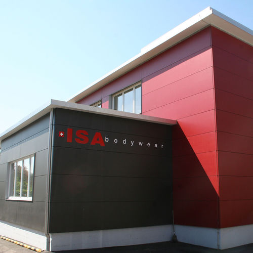 Ventilated facade cladding - FORMBOARD TOP PINE - ISA BODYWEAR AMRISWIL - Bruag Design Factory AG - panel / in wood fiber / smooth
