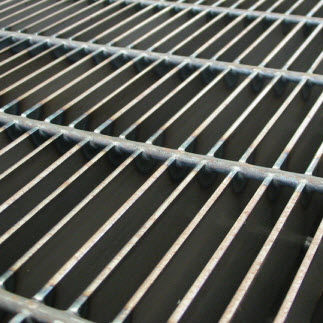 Electro-forged grating - 11X76 - Libra Industriale spa - metal / for walkways / for stair treads
