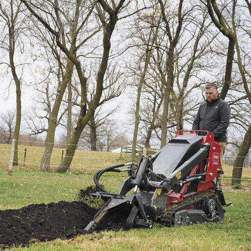 Mini skid steer loader - 22230 - Toro Compan