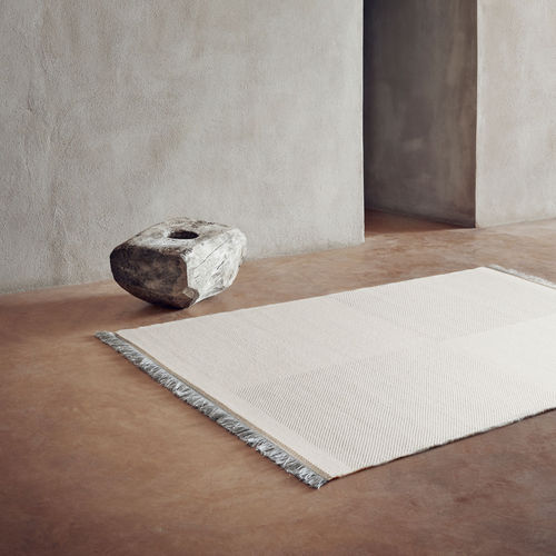 Contemporary rug - MATTIA - LINIE DESIGN A/S - plain / polyester / New Zealand wool