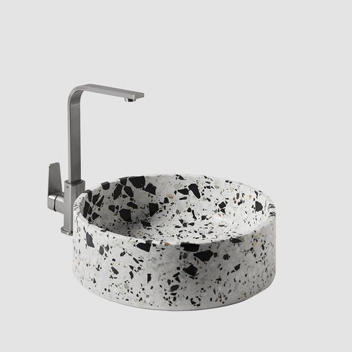Countertop washbasin - HUI  - BENTU DESIGN - concrete / round / contemporary