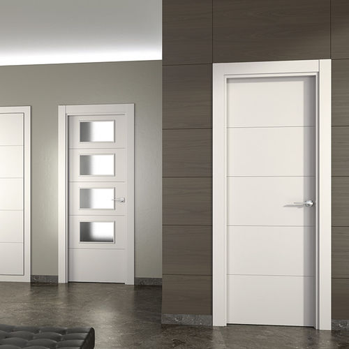 Interior door - LACADA : VINCI - Portes Castalla - wooden / swing / semi-glazed