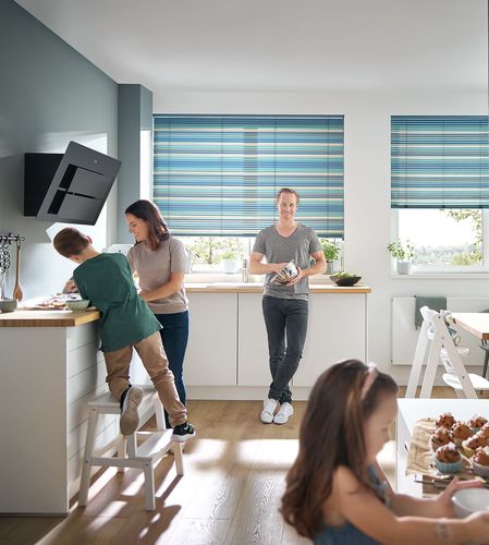 Vertical blinds - Kadeco Sonnenschutzsysteme GmbH - for window / fabric / commercial