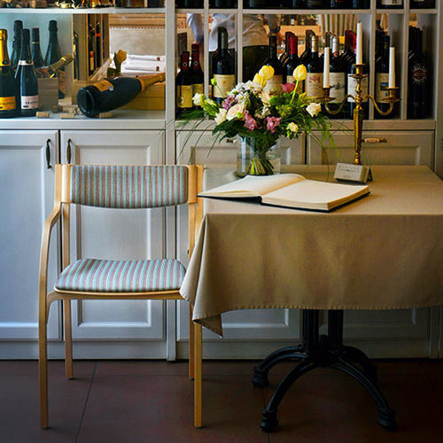 Classic chair - TWIGGY - Plycollection - indoor / molded plywood / fabric
