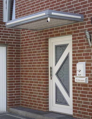 Entrance canopy - KV 360 - Kompo Therm - aluminum / glass / flat