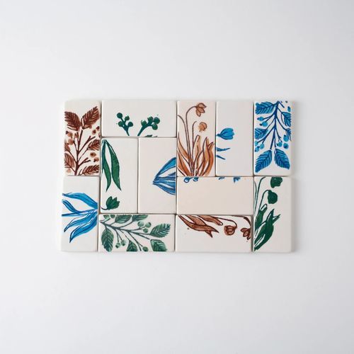 Clay tile - PUZZLE FLOWER SERIES - Karoistanbul - embossed / indoor / wall