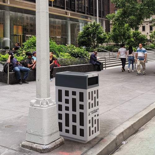 Public trash can - CCF 1 - THE ITALIAN LAB SRL - sheet steel / with built-in ashtray / with lid