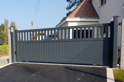 Sliding gate - Semi-jointifs - GYT - right / aluminum / louvered