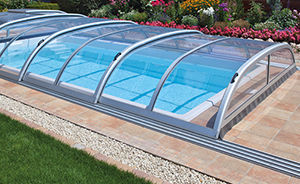 Low swimming pool enclosure - NOVA - Gullberg & Jansson AB - sliding / aluminum / manual