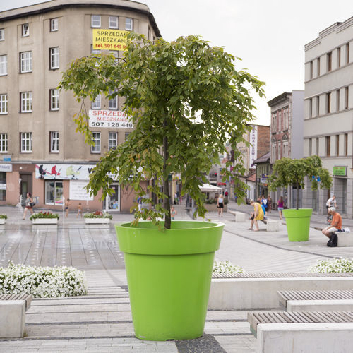 polyethylene plant pot - Terra Group