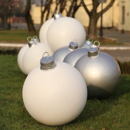 polyethylene sculpture - Terra Group
