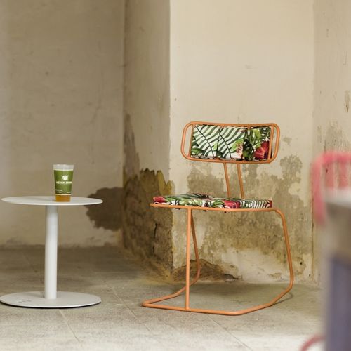Minimalist design chair - Hope HPE100 - egoé - indoor / steel / steel base