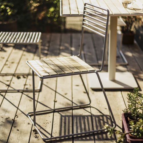 Contemporary chair - Tina KL102 - egoé - indoor / solid wood / powder-coated steel base