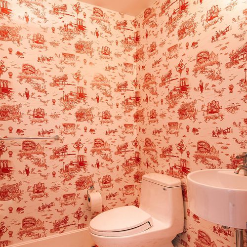 Traditional wallpaper - BROOKLYN TOILE - FLAVOR PAPER - urban motif / printed