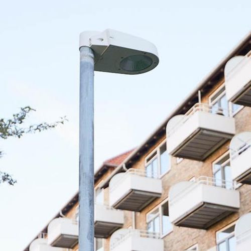 Urban lamp post - AERO - SG LIGHTING - contemporary / aluminum / LED