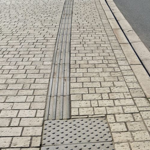 concrete tactile guidance paving - Replik