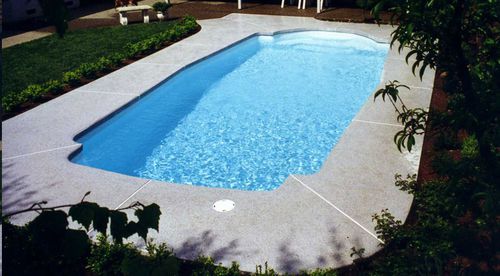Custom swimming pool - MIMOSA - BELLAGIO GROUP - outdoor / in-ground / fiberglass