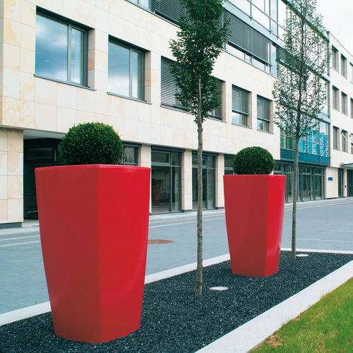 Rotomolded polyethylene plant pot - TREVIA I - Degardo GmbH - conical / square / for public space