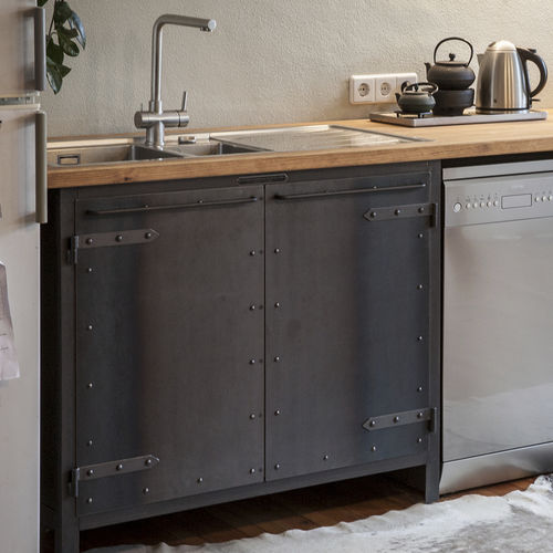 NOODLES NOODLES & NOODLES CORP ハンバーラック