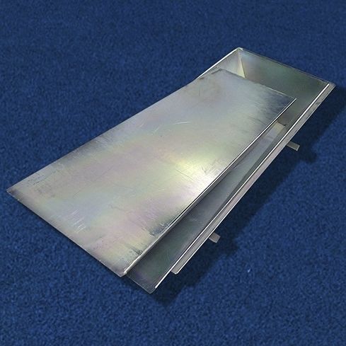 Galvanised steel pole vault box - A.02.02 - LAUSIN Y VICENTE S.L. - World Athletics Certified