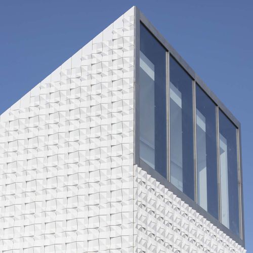 Ceramic cladding - RUPERT MAYER CHURCH, POING - m&r Manufaktur GmbH - 3D / tile look / design
