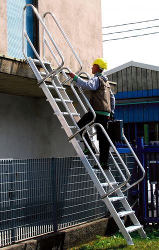 Access professional ladder - 7366 - 7368 - Frigerio Carpenterie - fixed / metal / industrial