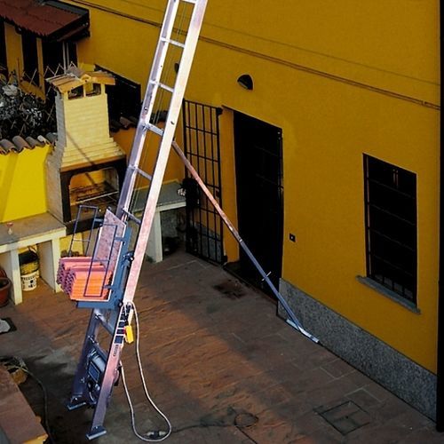 Commercial freight elevator - SOL - Frigerio Carpenterie - for construction site