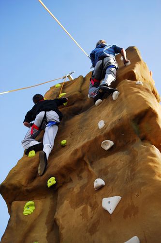 Mobile climbing wall - Rockworks Ltd - for playground