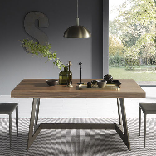 Contemporary dining table - SIPARIO - altacom italia - wooden / melamine / metal base