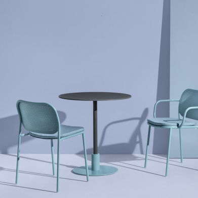 Contemporary bistro table - ECHO - Traba' - painted metal / painted metal base / round