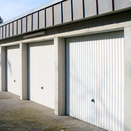 Tilting garage door - Gerhardt Braun - steel / automatic