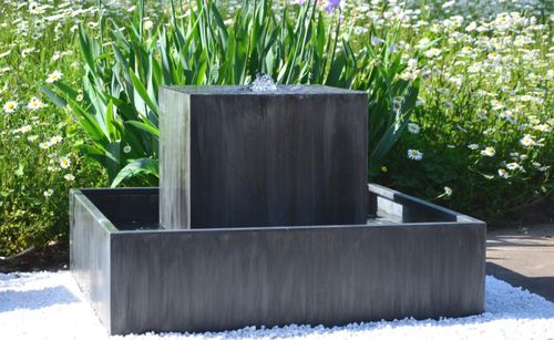 Garden fountain - LOTUS - MISTERZINC - zinc / contemporary