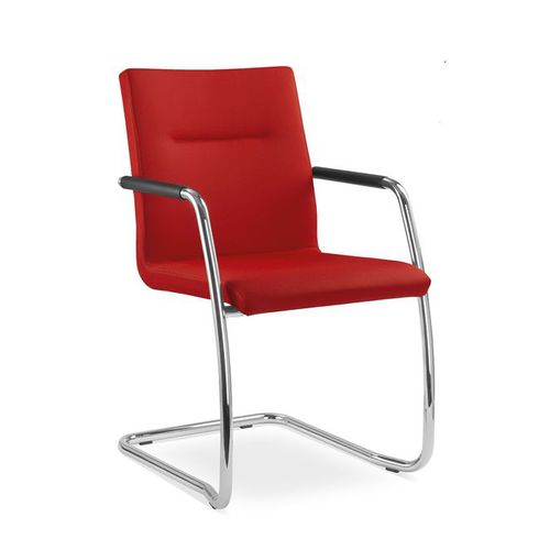 Indoor conference chair - SEANCE CARE  - LD Seating s.r.o. - polished aluminum / steel base / upholstered