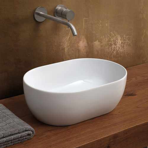 Countertop washbasin - 32110101 - Alice Ceramica - ceramic / oval / contemporary