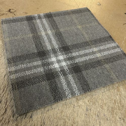 Traditional rug - WILDBRACKEN WOOD TARTAN - STEVENS AND GRAHAM - plaid / nylon / wool