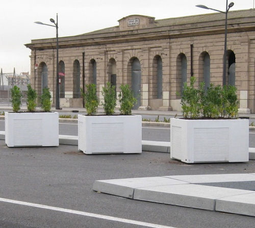 Concrete planter - TANIT - Mago Urban - rectangular / square / contemporary