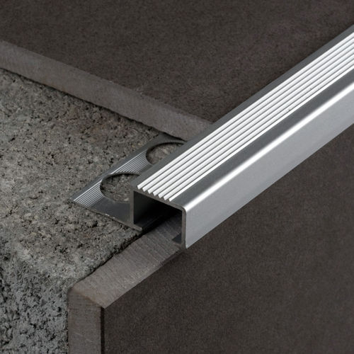 Aluminum edge trim - EUROSTEP 208A   - Euroshrink - outside corner / stair nosing / straight