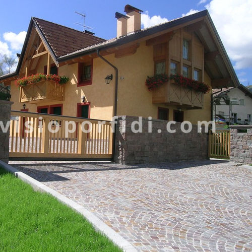 Porphyry paver - SETTS - Avisio Porfidi S.r.l. - outdoor / aged / pedestrian