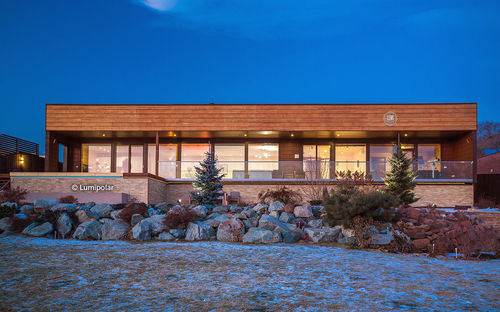 Modern house - ESTET 237 - Lumi Polar - with terrace / single-story / wooden