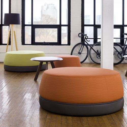 Contemporary ottoman - QUI - STUDIO TK - fabric / leather / round