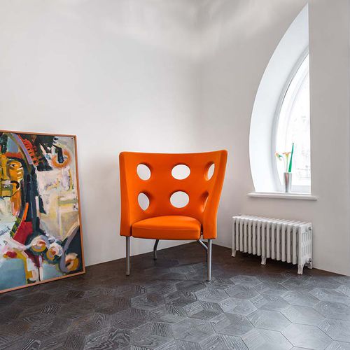 Solid parquet floor - HEXA - Frevini studio - oak / lacquered / sandblasted