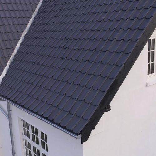 Plain roof tile - RT 822 - Randers Tegl A/S - large / clay / anthracite