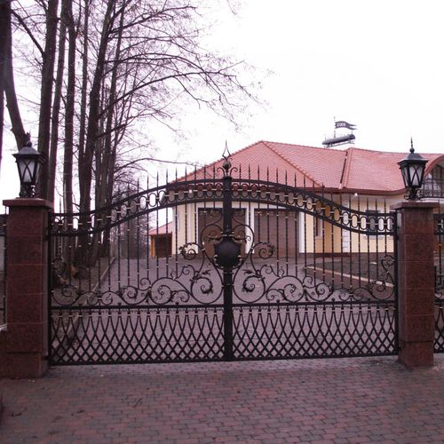 Swing gate - 01 - La Forge Artistique - wrought iron / with bars / home