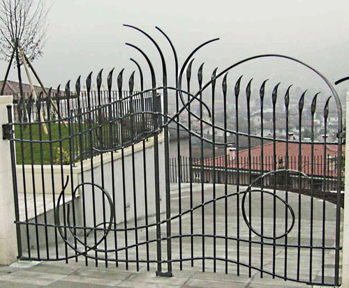 Swing gate - 1 - Tessaro Group - wrought iron / with bars / home